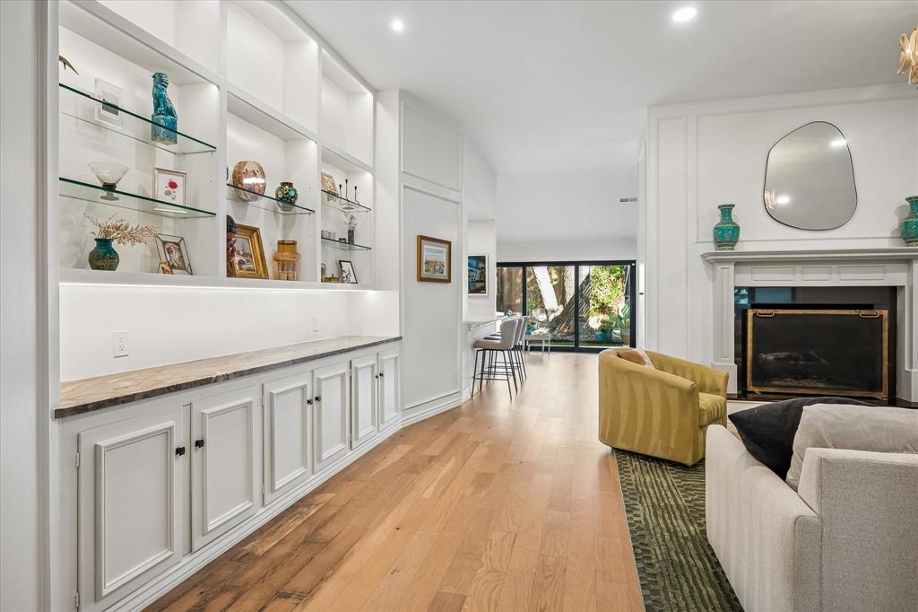 4317 Echo Glen Drive, Dallas, TX 75244