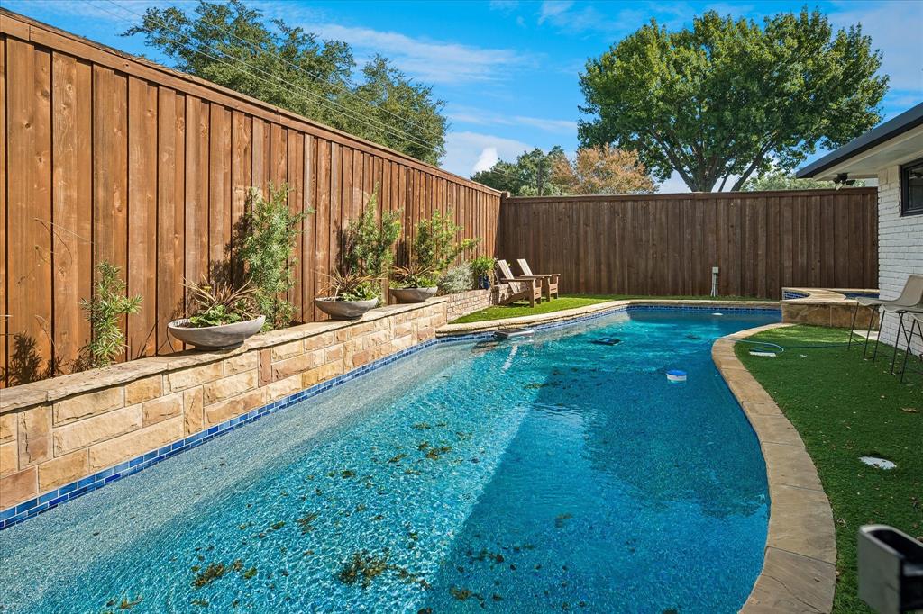 4317 Echo Glen Drive, Dallas, TX 75244