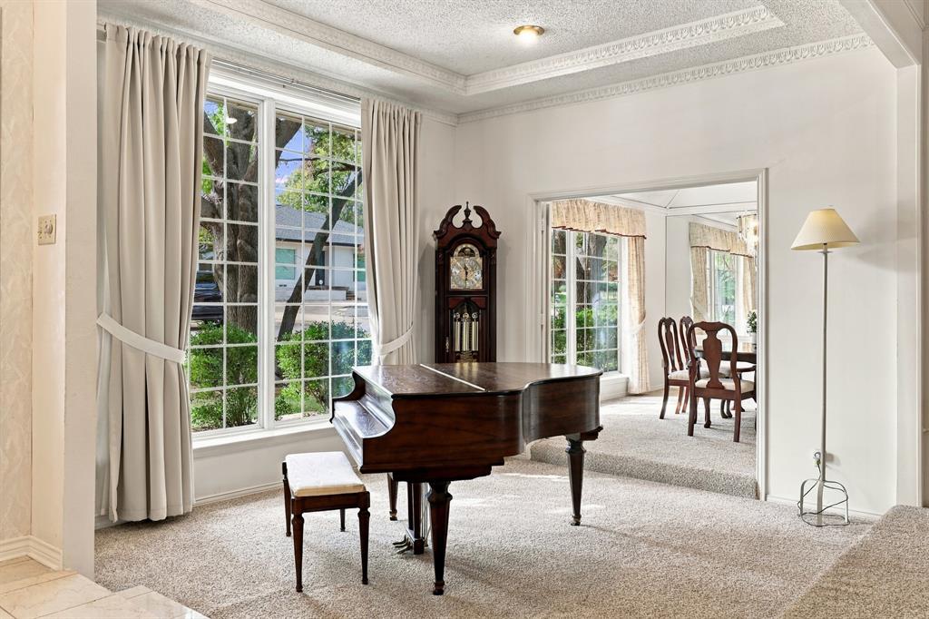 9501 Windy Knoll Drive, Dallas, TX 75243