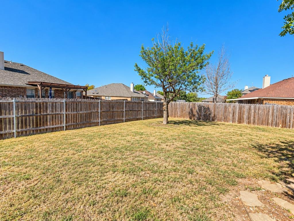 1103 Windsor Lane, Forney, TX 75126