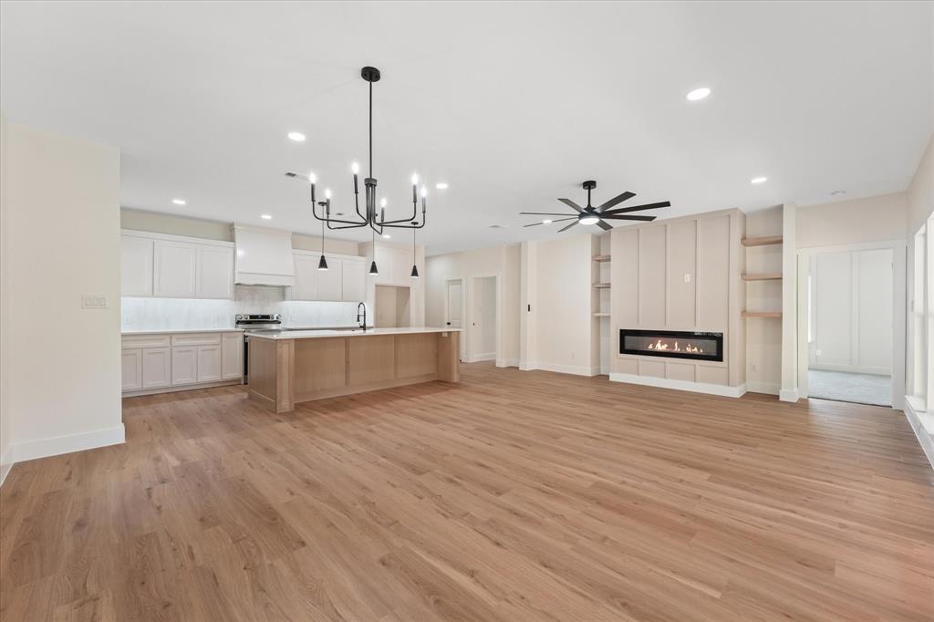 941 Robin Hood Boulevard, Mesquite, TX 75149