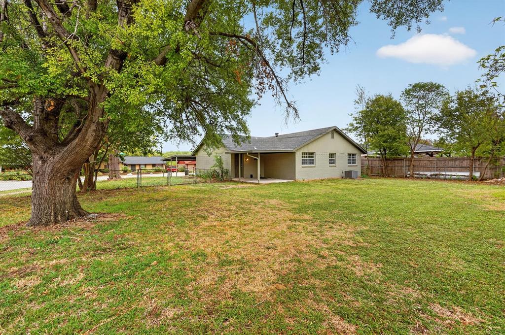 2648 Whippoorwill Drive, Mesquite, TX 75149