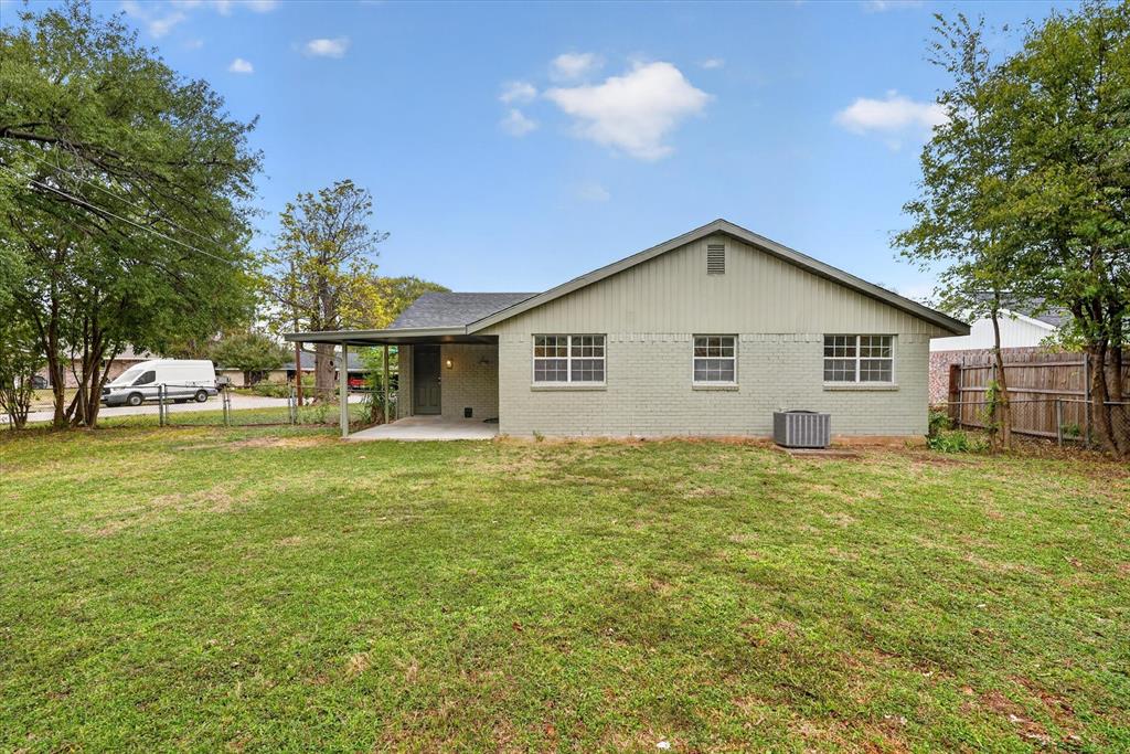 2648 Whippoorwill Drive, Mesquite, TX 75149