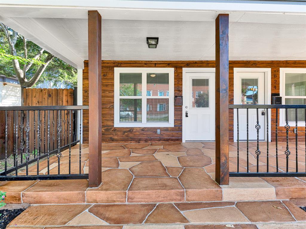 622 S Edgefield Avenue, Dallas, TX 75208