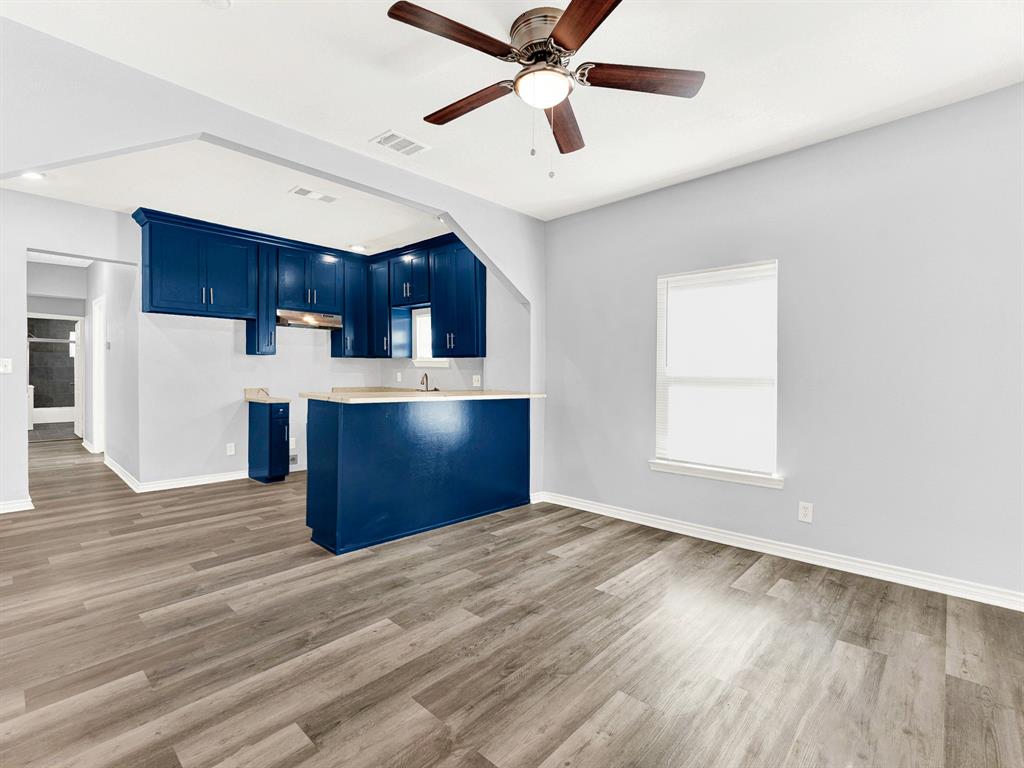 622 S Edgefield Avenue, Dallas, TX 75208