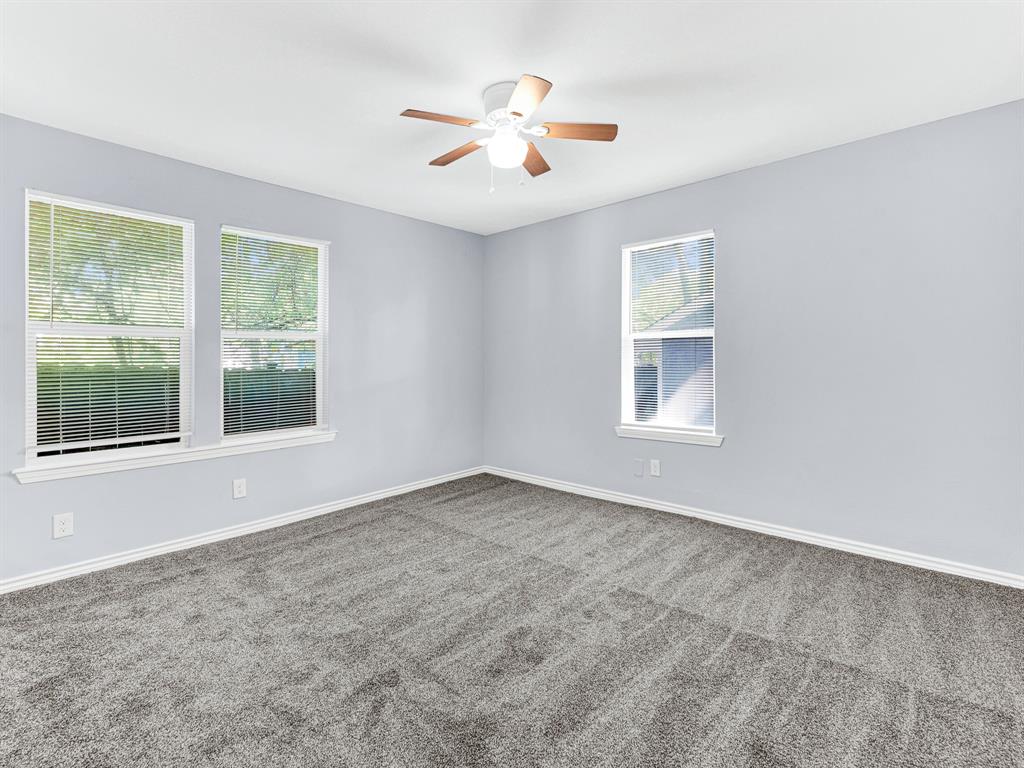 622 S Edgefield Avenue, Dallas, TX 75208
