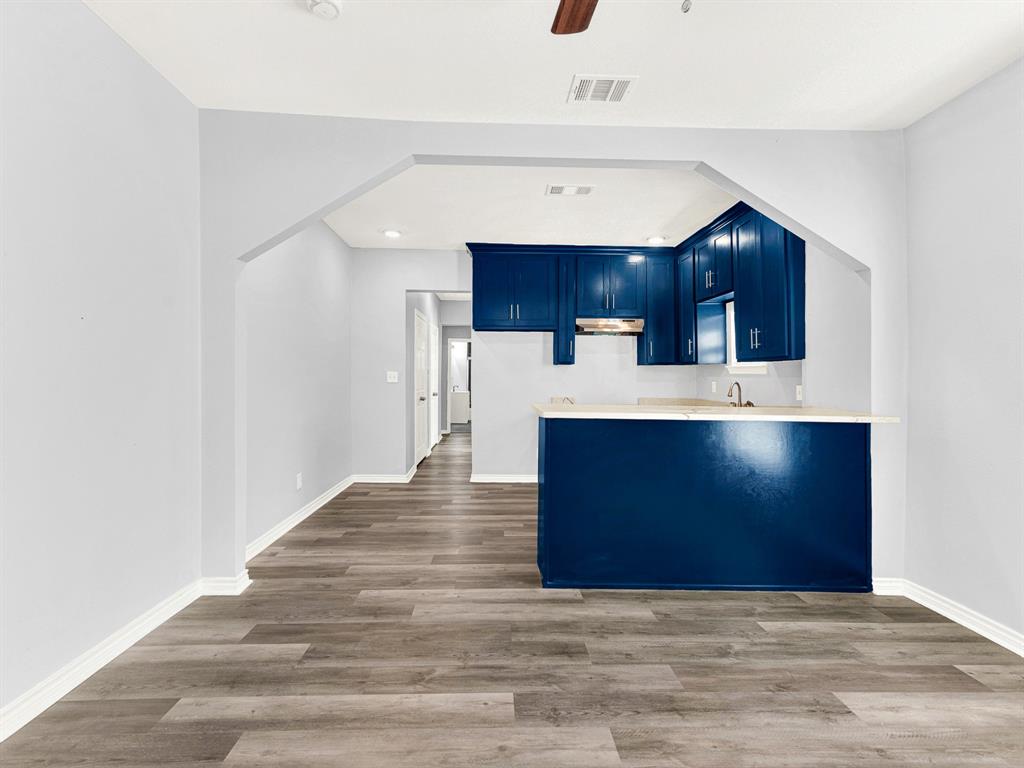 622 S Edgefield Avenue, Dallas, TX 75208
