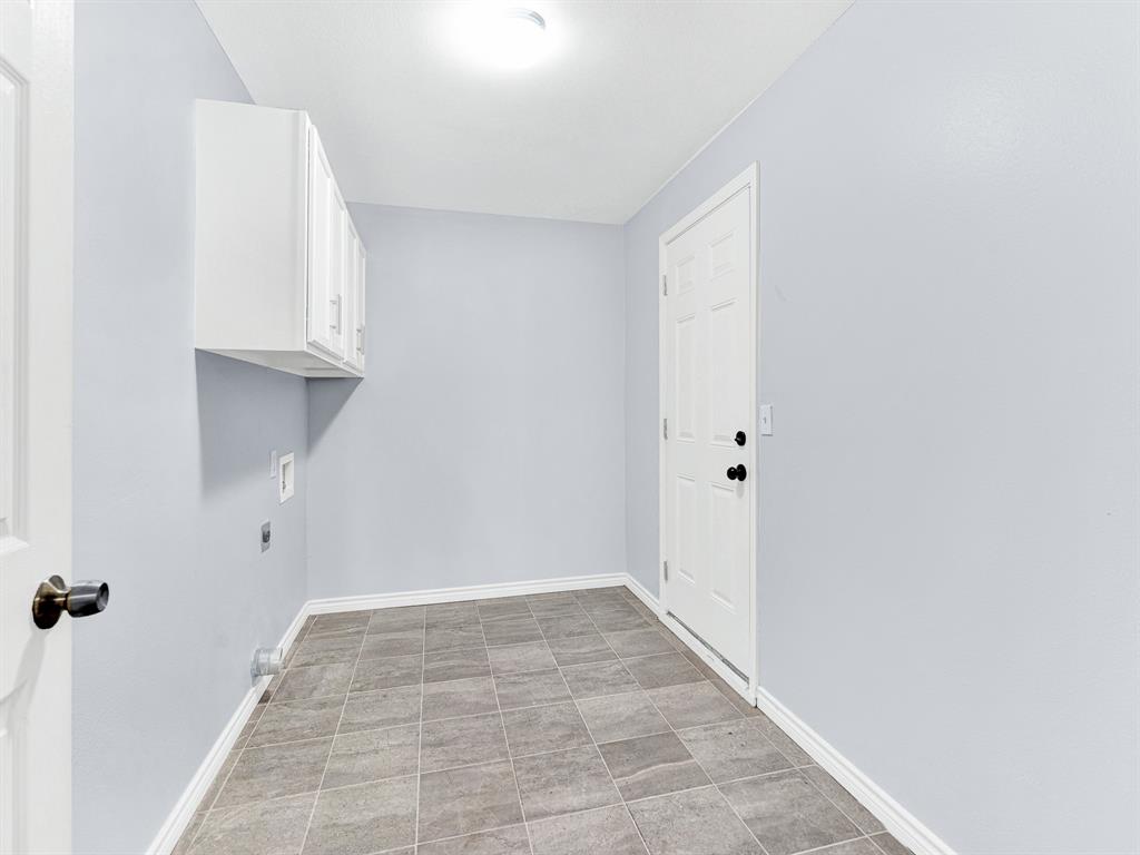 622 S Edgefield Avenue, Dallas, TX 75208