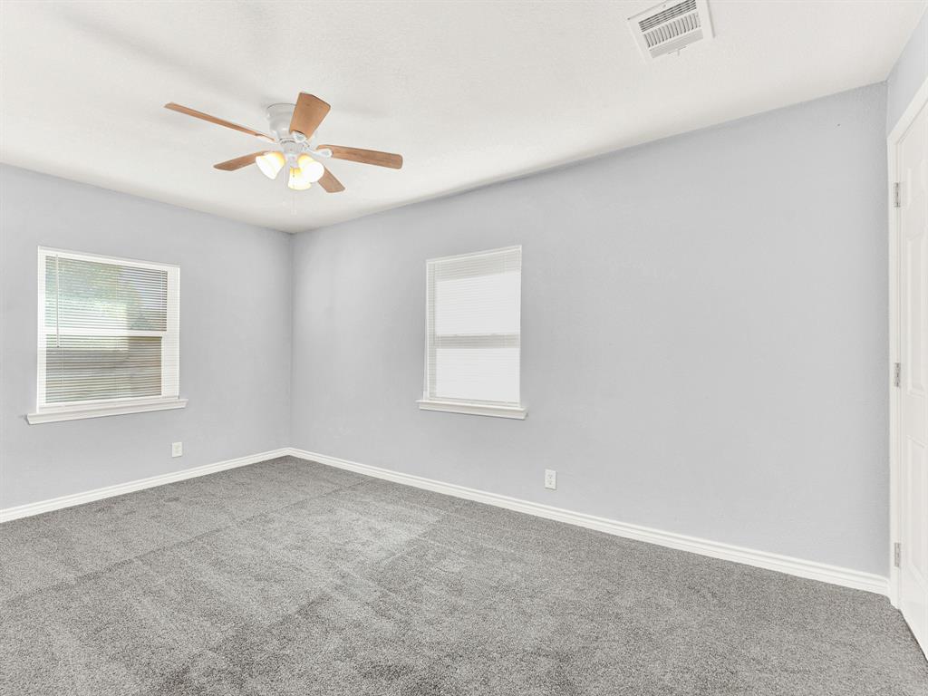 622 S Edgefield Avenue, Dallas, TX 75208