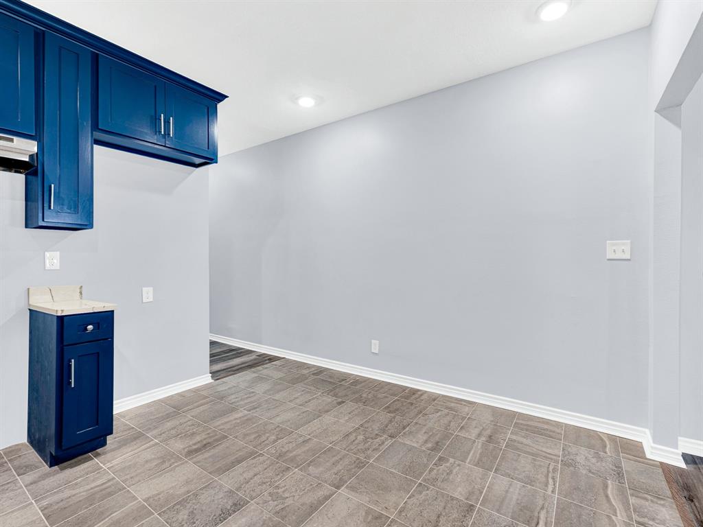 622 S Edgefield Avenue, Dallas, TX 75208