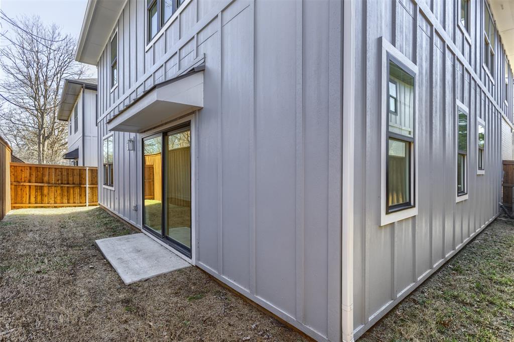 708 W White Avenue, McKinney, TX 75069