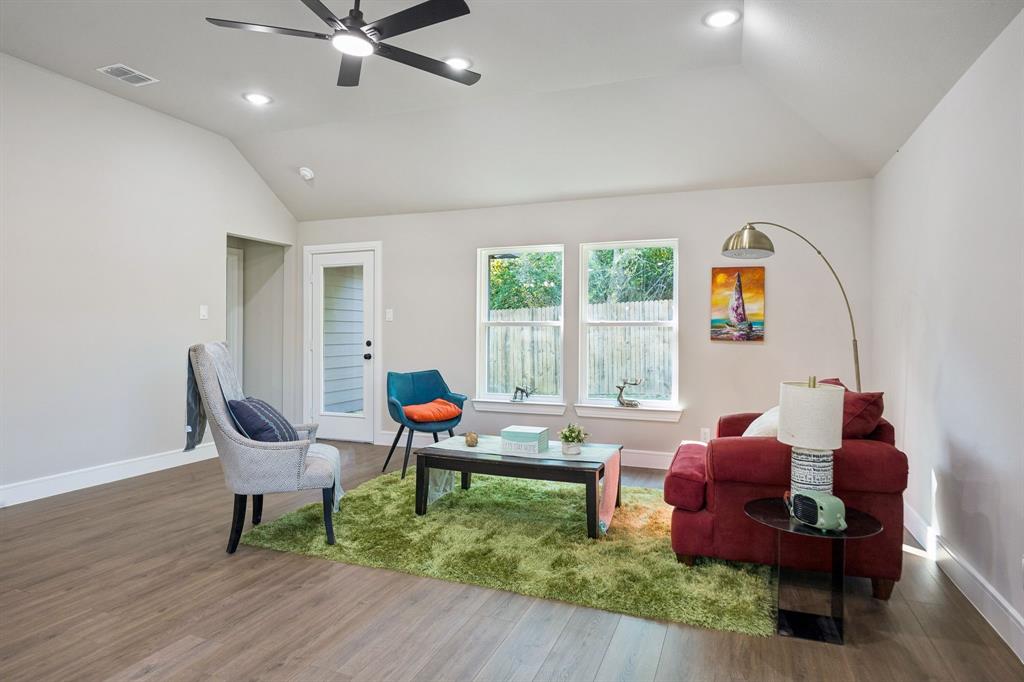 407 Frank living room with tons of natural light
