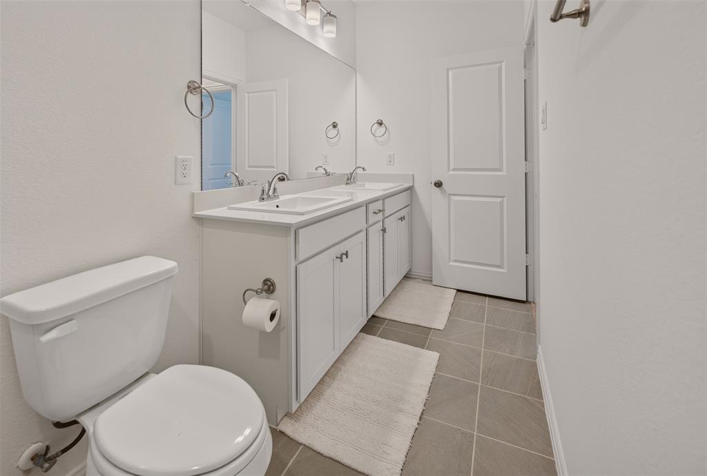 3551 Pierce Lane, Grand Prairie, TX 75052