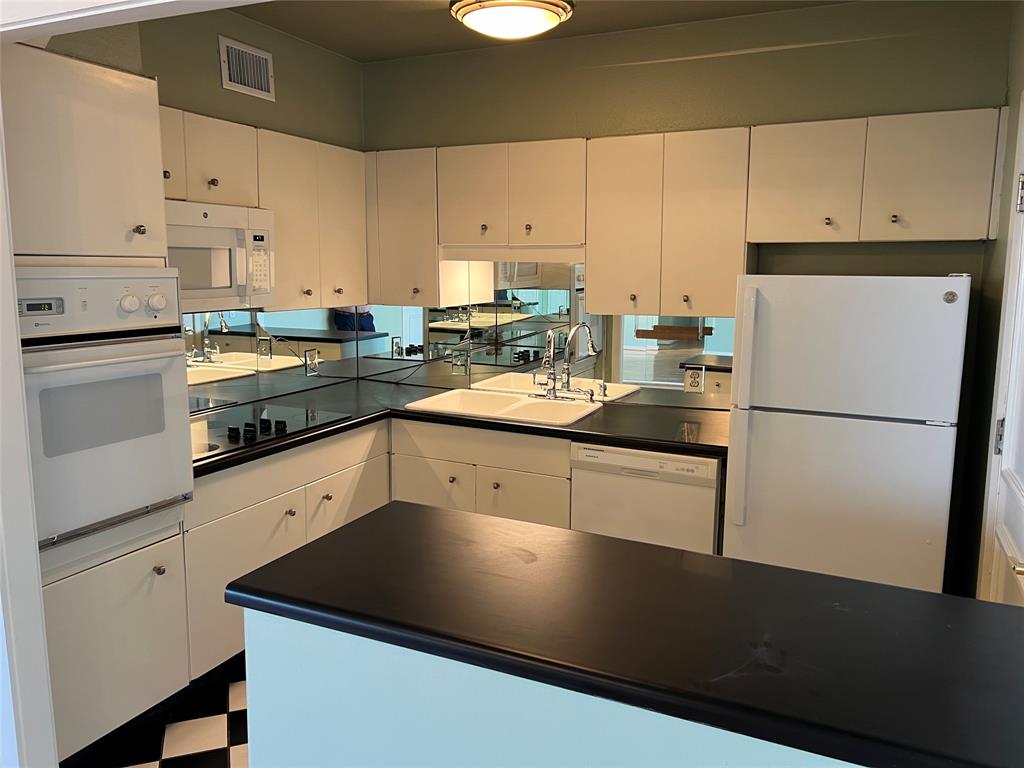 3701 Turtle Creek Boulevard, #12C, Dallas, TX 75219