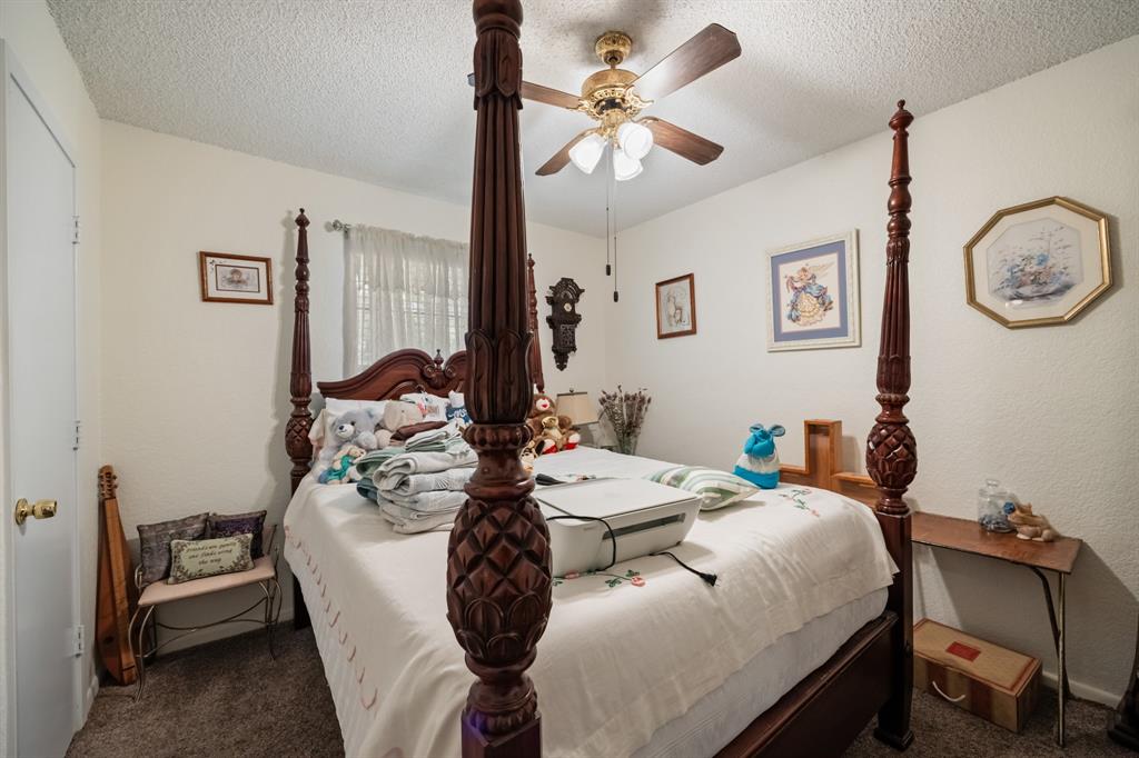 1702 S Clay Street, Kaufman, TX 75142