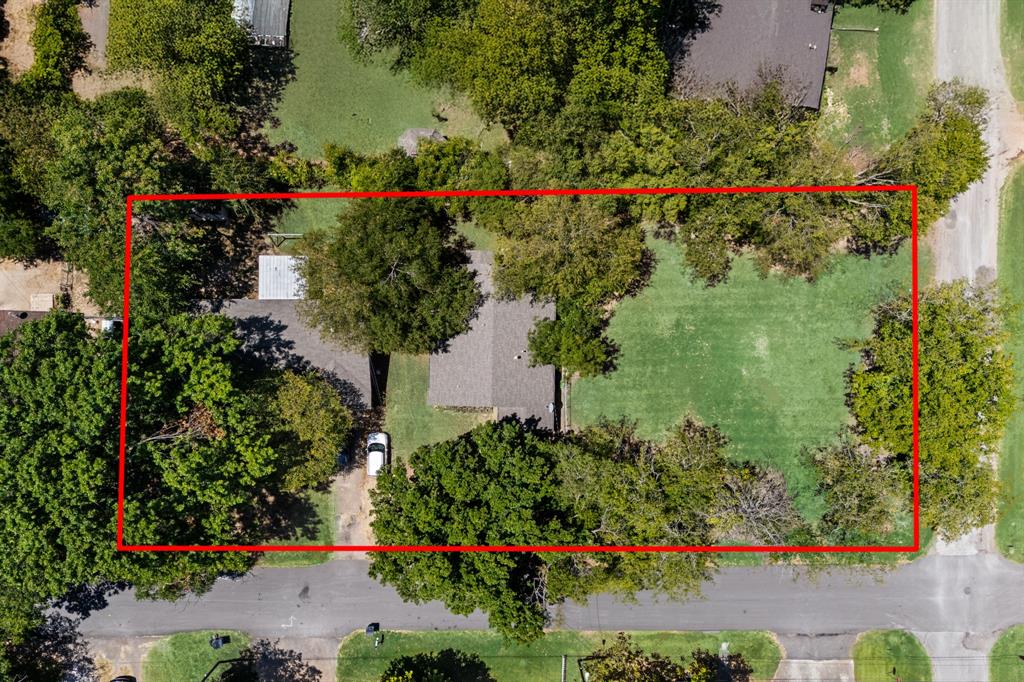 1702 S Clay Street, Kaufman, TX 75142