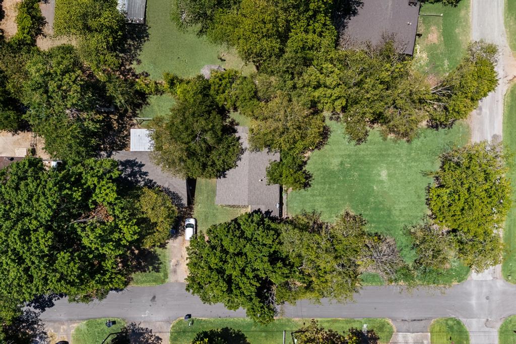 1702 S Clay Street, Kaufman, TX 75142