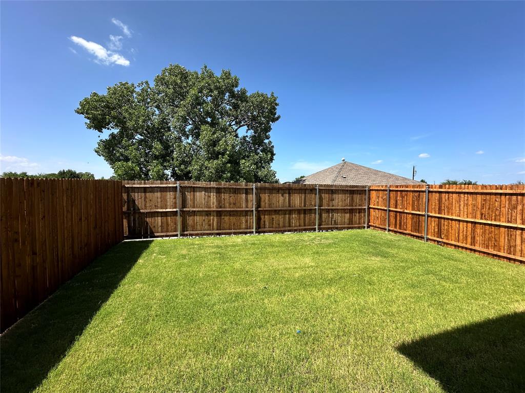 634 White Ash Drive, Princeton, TX 75407