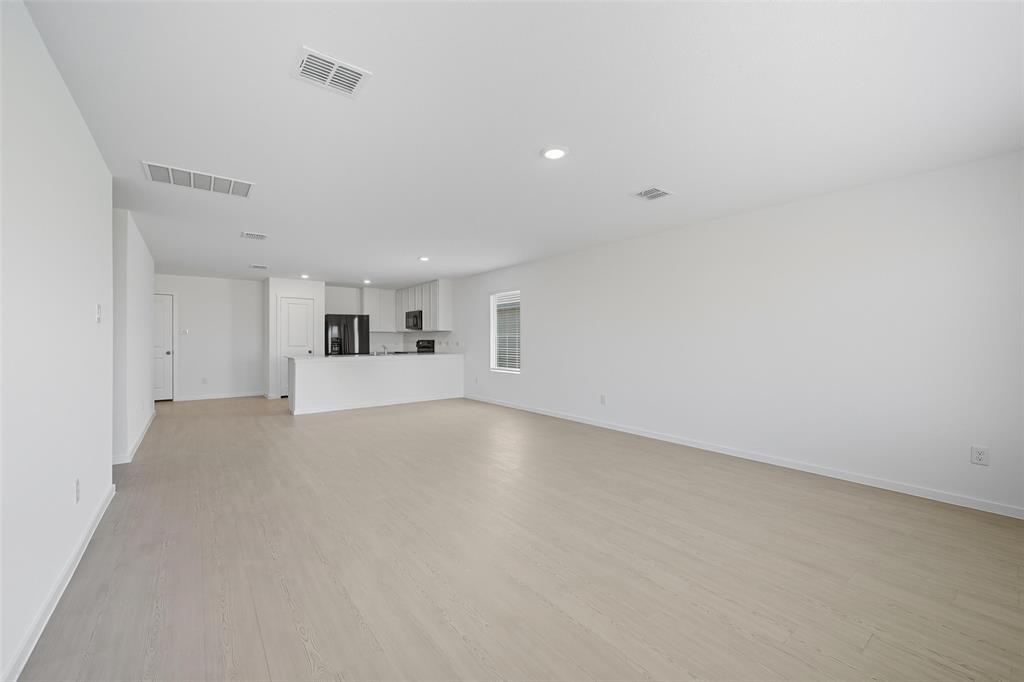 638 Montclair Avenue, Princeton, TX 75407