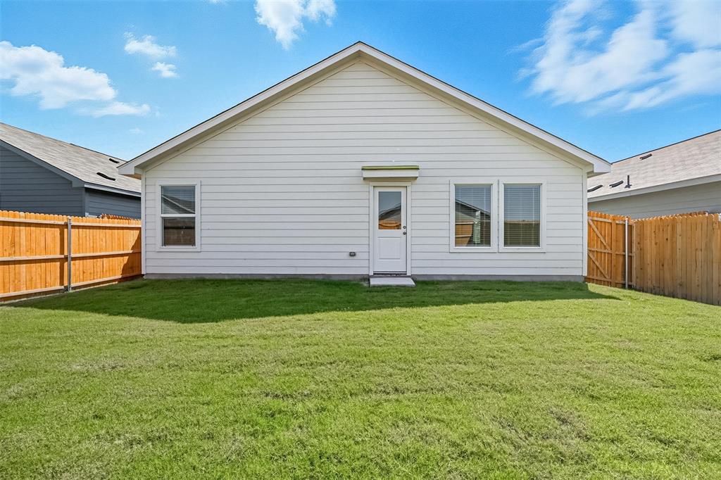 638 Montclair Avenue, Princeton, TX 75407