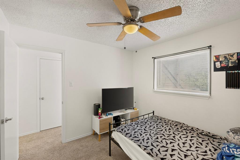 2608 Isbella Drive, Grand Prairie, TX 75052