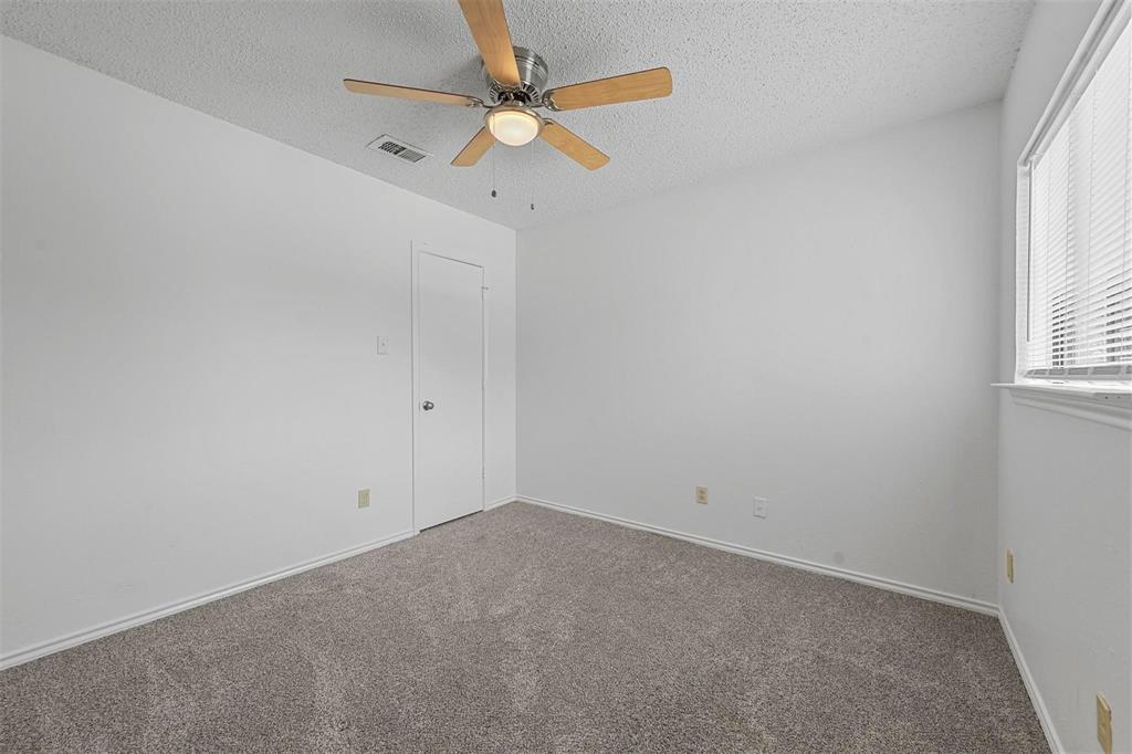 2608 Isbella Drive, Grand Prairie, TX 75052