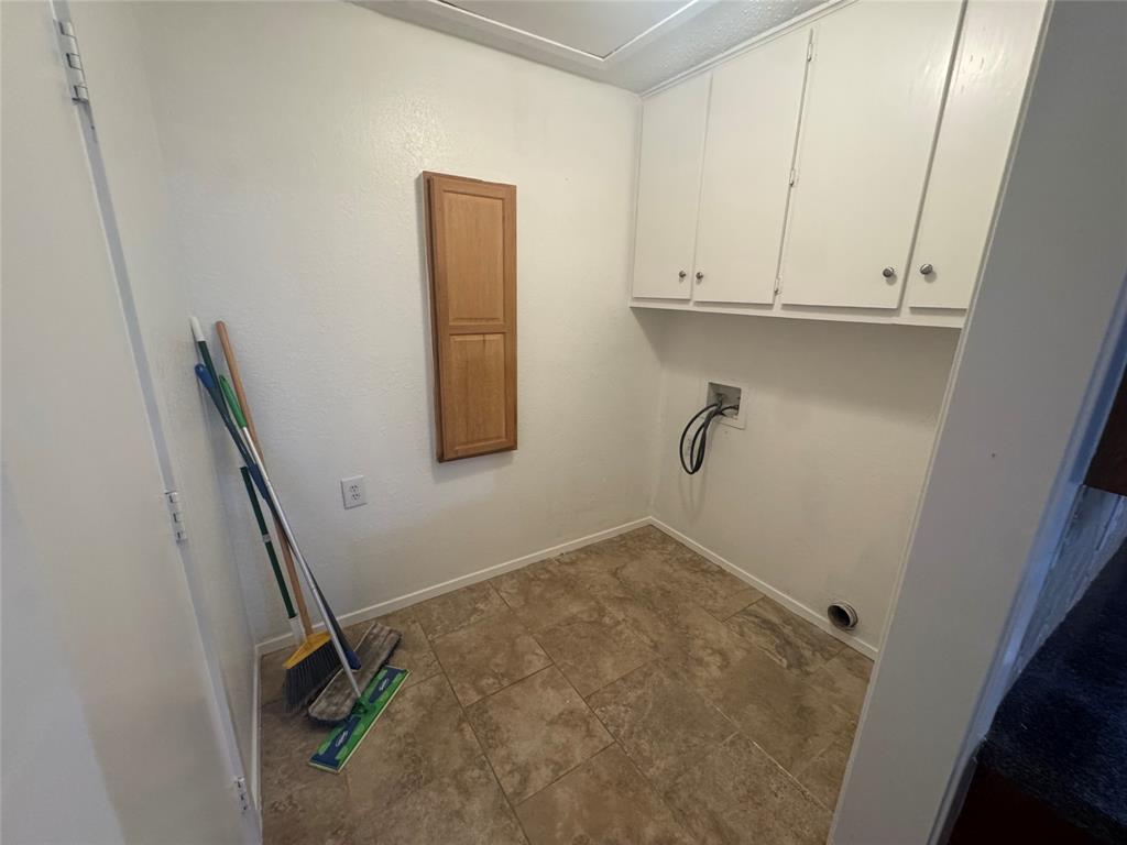 112 Lakeway Lane, Gun Barrel City, TX 75156