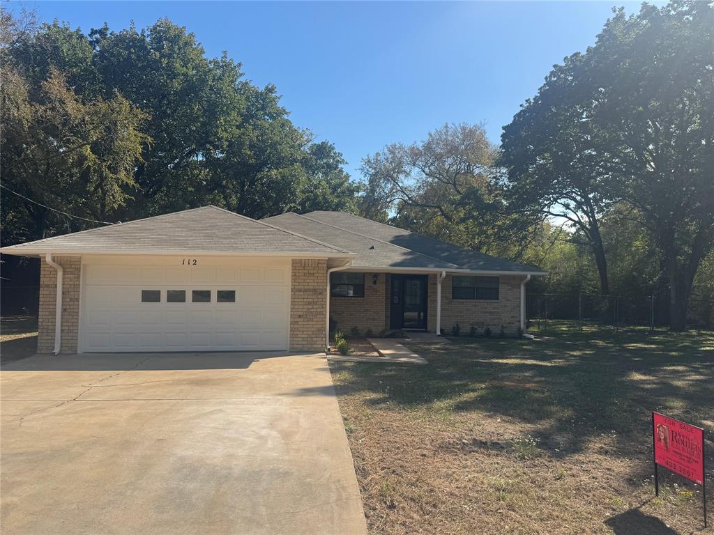112 Lakeway Lane, Gun Barrel City, TX 75156