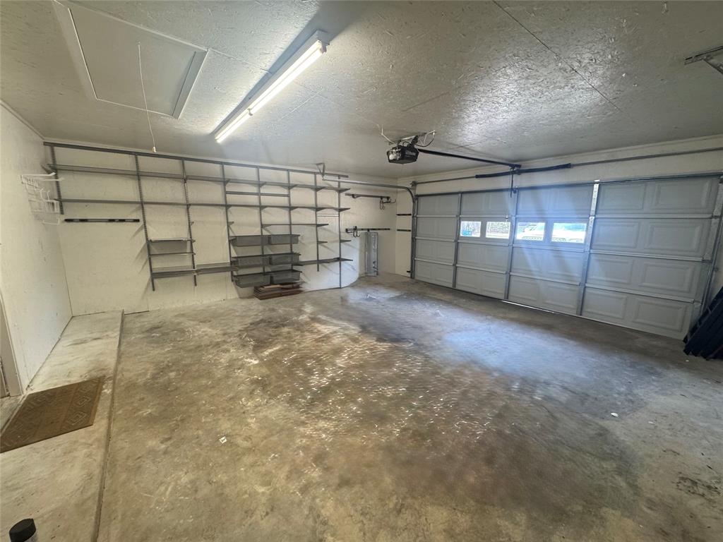 112 Lakeway Lane, Gun Barrel City, TX 75156