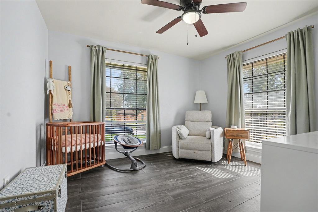 1813 E Terrace Street, Grand Prairie, TX 75050
