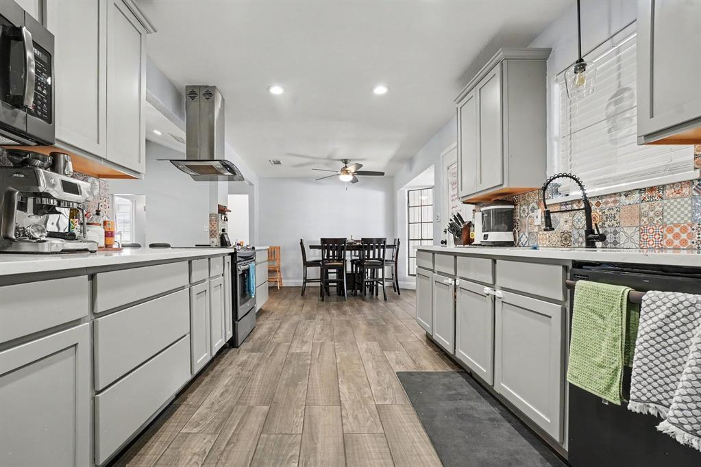 1813 E Terrace Street, Grand Prairie, TX 75050