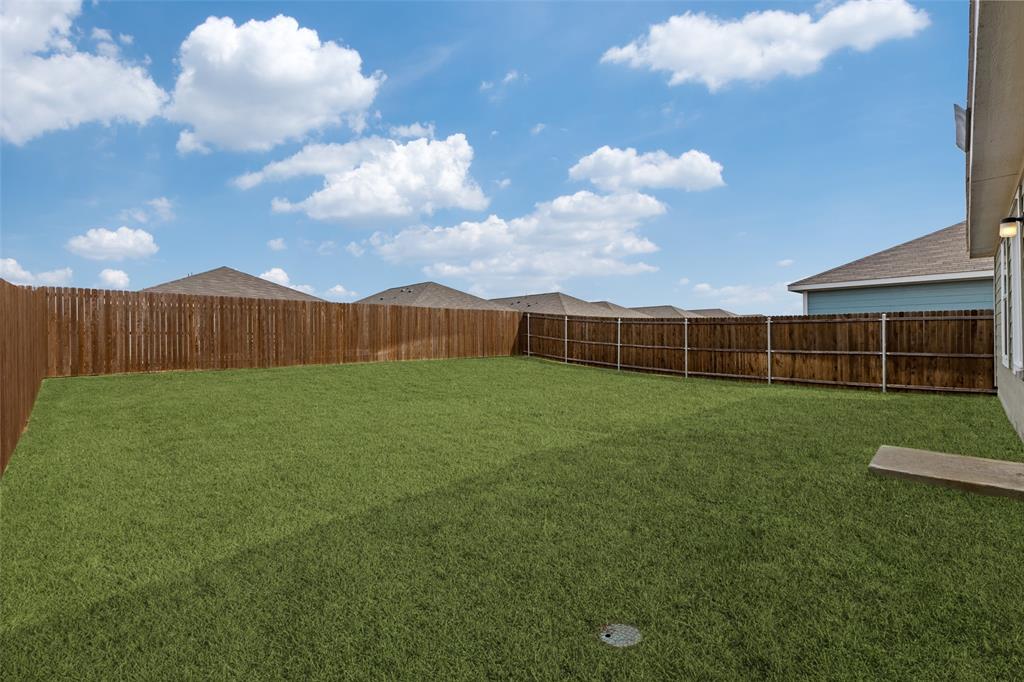 402 Mahogany Grove Lane, Princeton, TX 75407