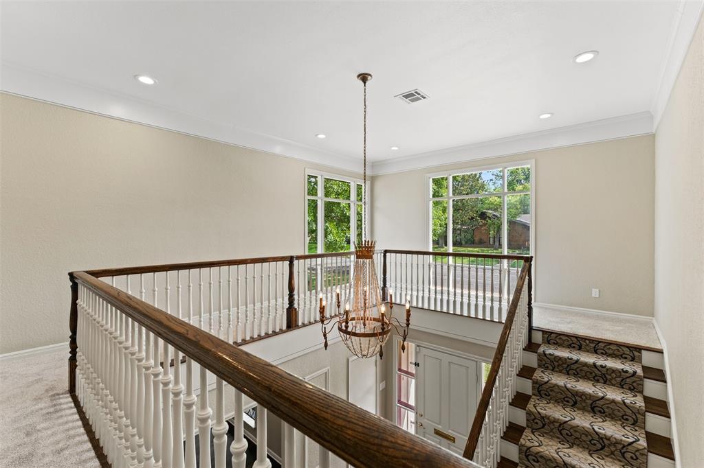 5015 Meadow Wood Drive, Waco, TX 76710