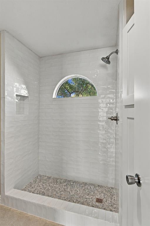 700 Bel Aire Crest, Irving, TX 75061