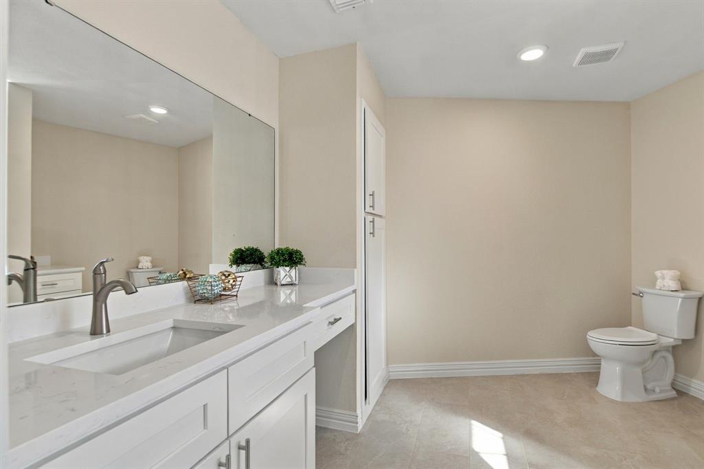 700 Bel Aire Crest, Irving, TX 75061