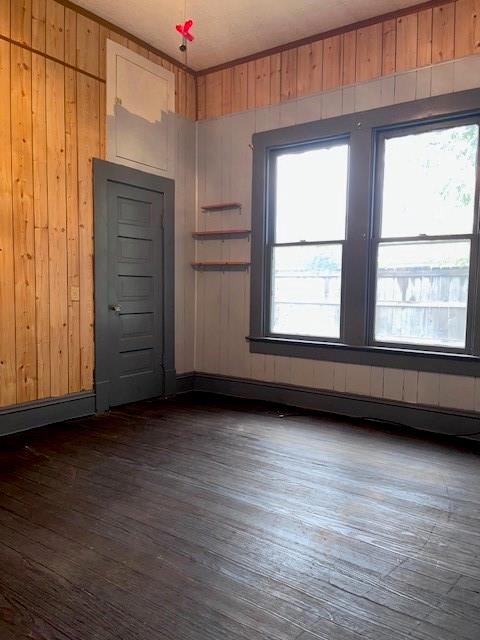 200 Birch Street, Lacy Lakeview, TX 76705