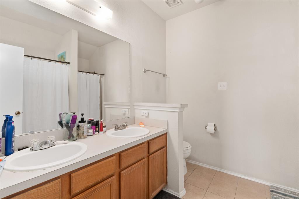 1024 Cove Hollow Drive, Cedar Hill, TX 75104