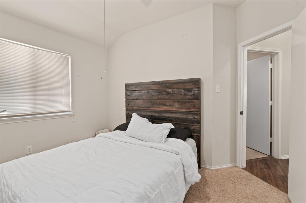 1024 Cove Hollow Drive, Cedar Hill, TX 75104