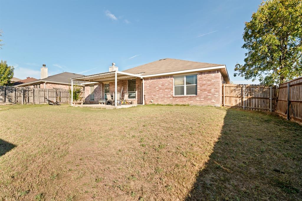 1024 Cove Hollow Drive, Cedar Hill, TX 75104