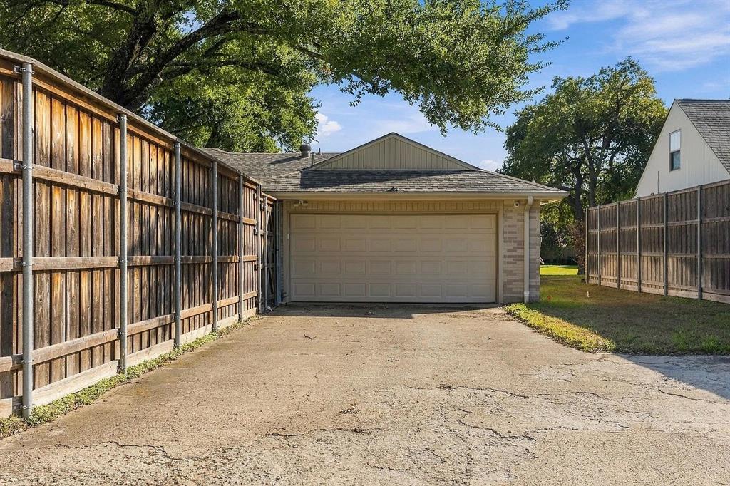 4015 Myerwood Lane, Dallas, TX 75244