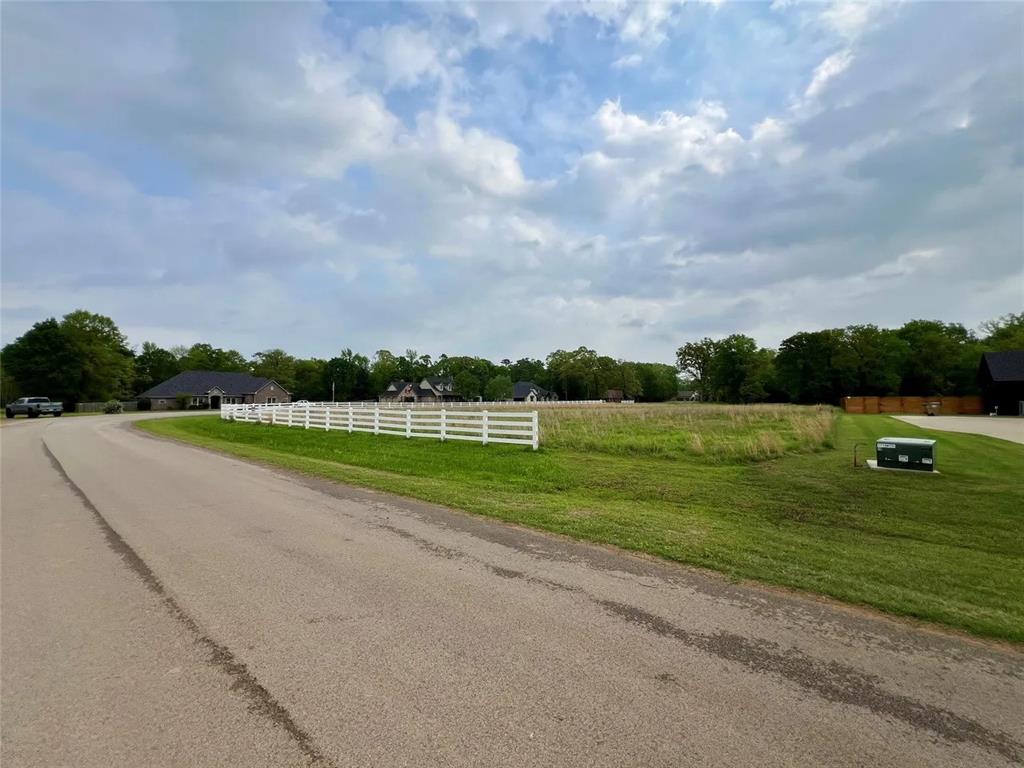 21079 Gatlinburg Road, Bullard, TX 75757
