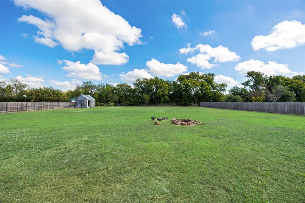 1004 Harmony Circle, Nevada, TX 75173