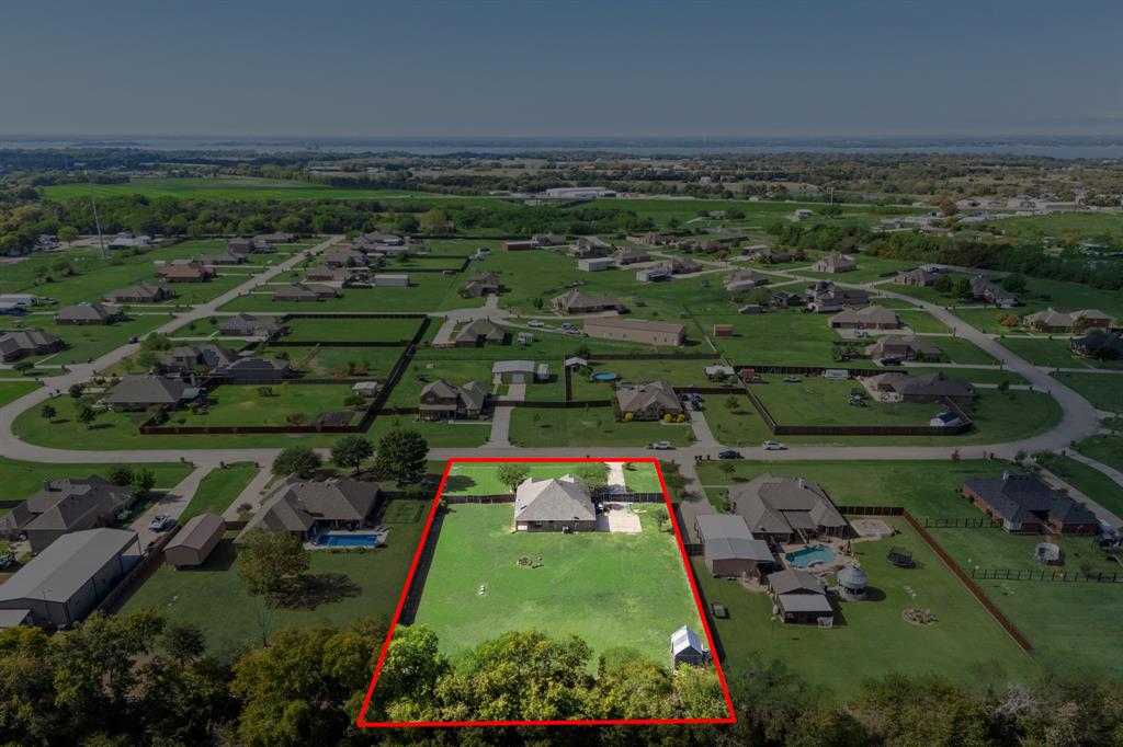 1004 Harmony Circle, Nevada, TX 75173