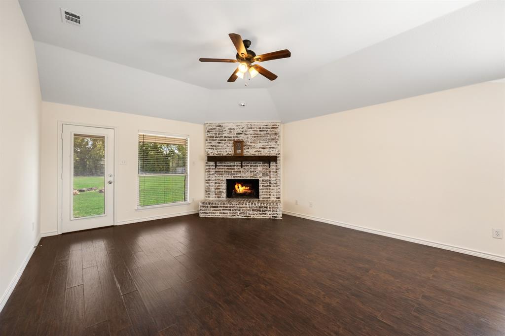 1004 Harmony Circle, Nevada, TX 75173