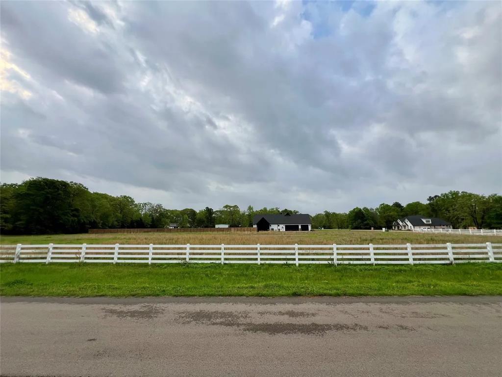 21027 Gatlinburg Road, Bullard, TX 75757