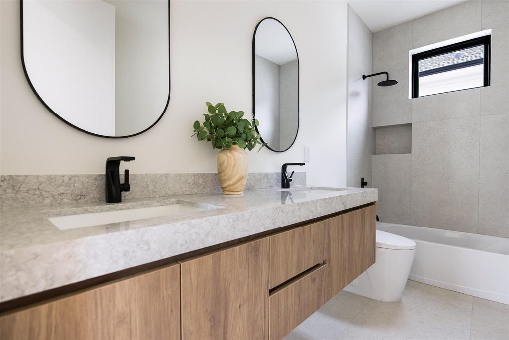 Upstairs Bathroom