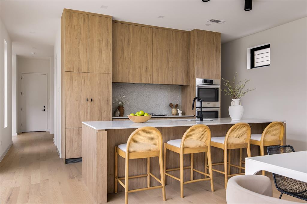 6027 Goodwin Avenue, Dallas, TX 75206