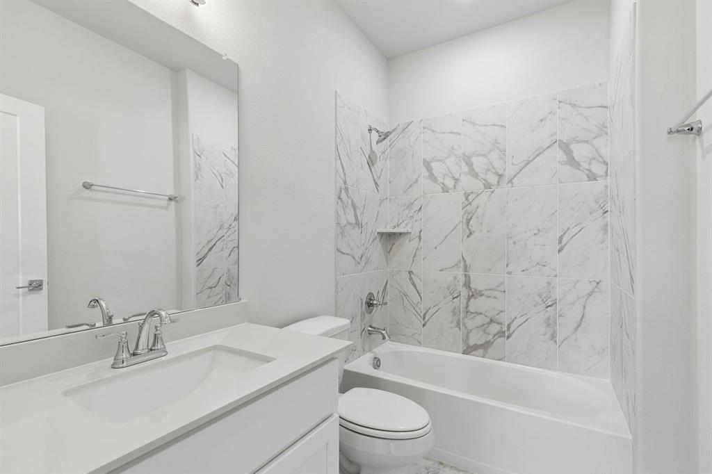 Bathroom in the Winters home plan – REPRESENTATIVE PHOTO