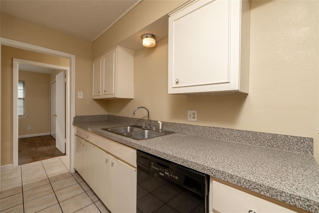 3934 Wind River Court, Irving, TX 75062