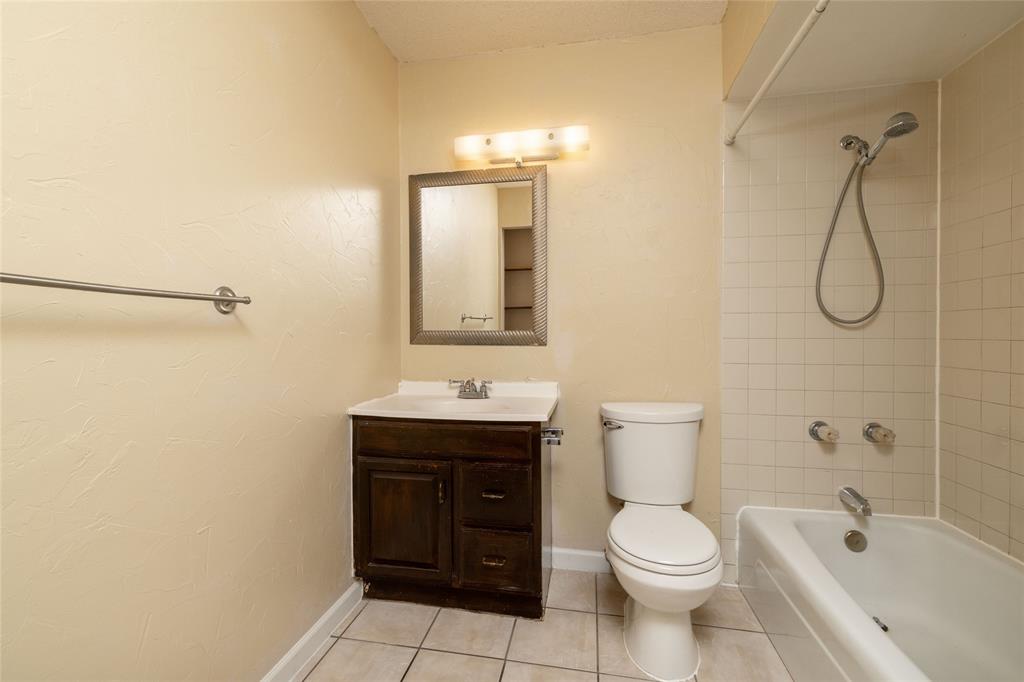 3934 Wind River Court, Irving, TX 75062